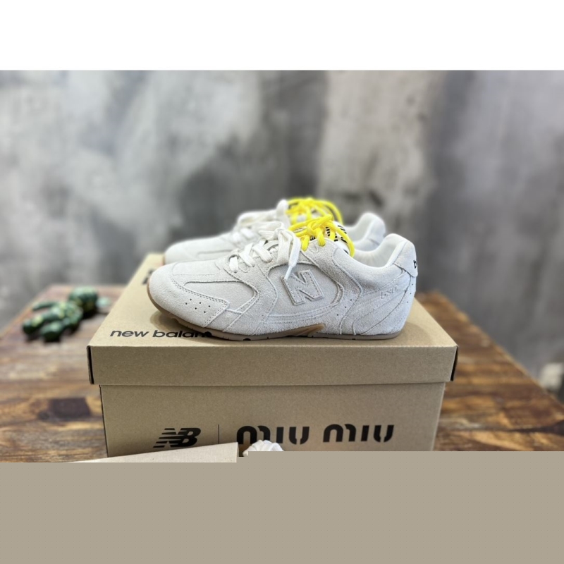 Miu Miu Casual Shoes